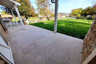 location appartement salmiech 12120