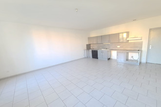 location appartement salon-de-provence 13300