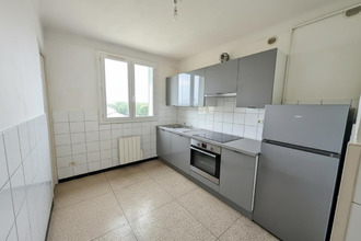 location appartement salon-de-provence 13300