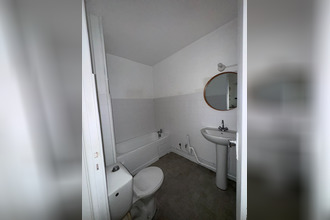 Ma-Cabane - Location Appartement SALON-DE-PROVENCE, 37 m²