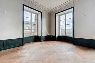 location appartement segre 49500