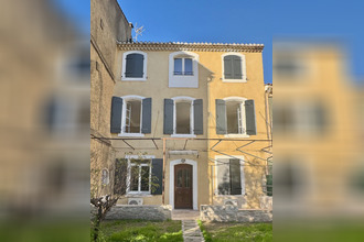 location appartement senas 13560