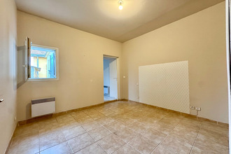 location appartement senas 13560