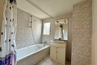 location appartement senas 13560