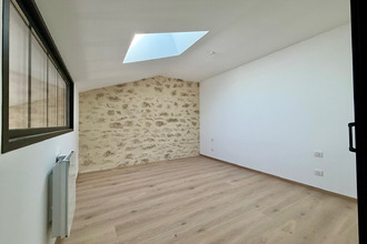 location appartement senas 13560