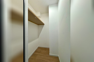 location appartement senas 13560