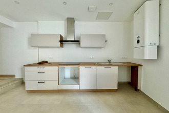 location appartement senas 13560