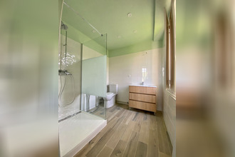 location appartement senas 13560