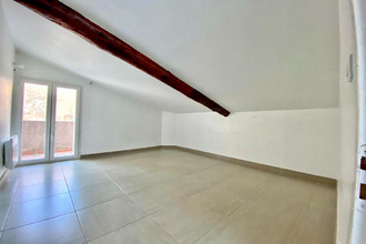 location appartement senas 13560
