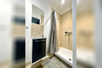 location appartement senas 13560