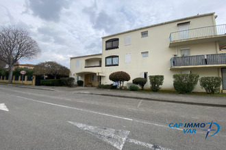 location appartement st-cyr-sur-mer 83270