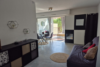 location appartement st-cyr-sur-mer 83270