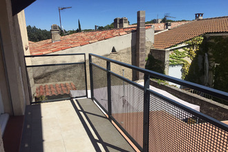 location appartement st-mitre-les-remparts 13920