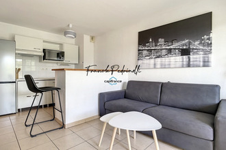 location appartement st-quentin-de-baron 33750