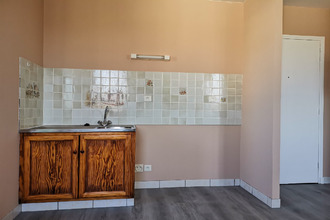 location appartement ste-genevieve-sur-argence 12420