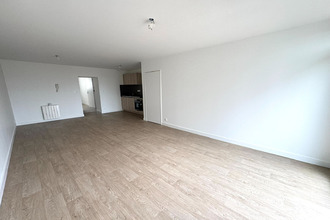 location appartement ste-pazanne 44680