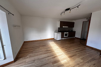 location appartement ste-pazanne 44680