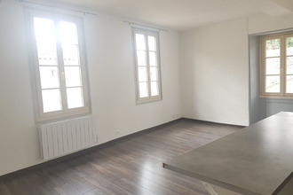 location appartement stes 17100