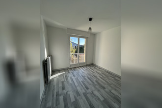 location appartement stes 17100