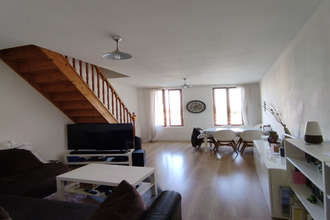 location appartement stes 17100