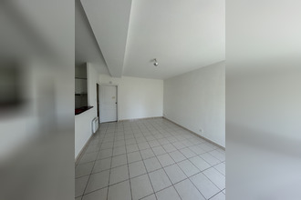 location appartement stes 17100