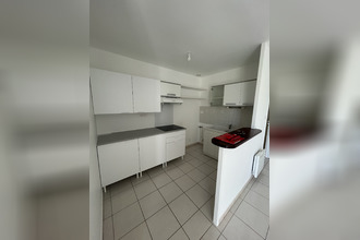 location appartement stes 17100