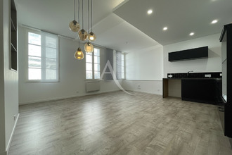 location appartement stes 17100