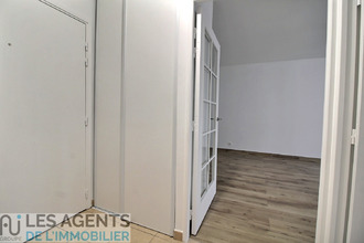 Ma-Cabane - Location Appartement SURESNES, 48 m²