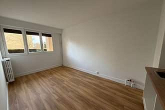 Ma-Cabane - Location Appartement SURESNES, 23 m²