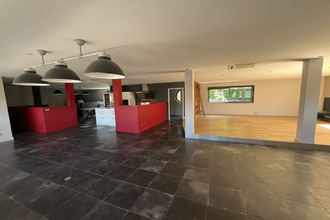 Ma-Cabane - Location Appartement Tournon-sur-Rhône, 320 m²