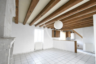 location appartement trelaze 49800