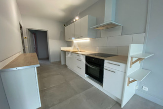 location appartement trelaze 49800