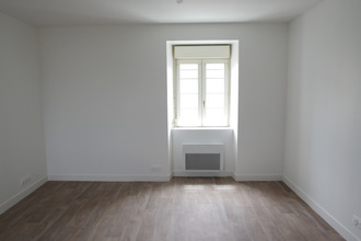 location appartement trelaze 49800