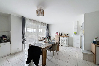 location appartement trelaze 49800