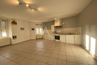 location appartement trelaze 49800