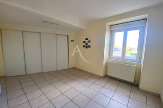 location appartement trelaze 49800