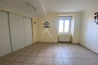 location appartement trelaze 49800