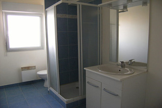 location appartement trelaze 49800