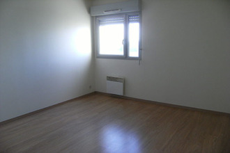 location appartement trelaze 49800