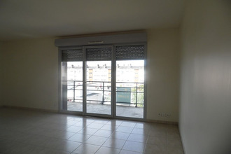 location appartement trelaze 49800