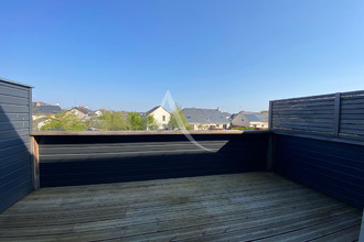 location appartement trelaze 49800