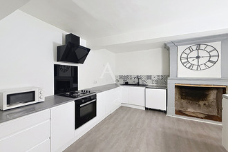 location appartement trelaze 49800