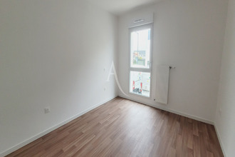 location appartement trelaze 49800