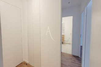 location appartement trelaze 49800