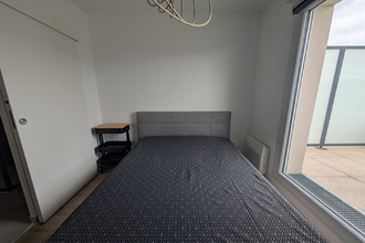 location appartement trelaze 49800