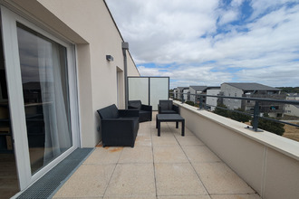 location appartement trelaze 49800