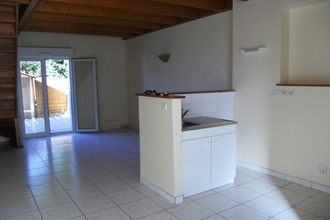 location appartement trelaze 49800