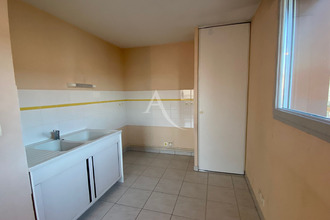 location appartement trelaze 49800