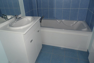 location appartement trelaze 49800