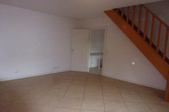 location appartement vaux-le-penil 77000